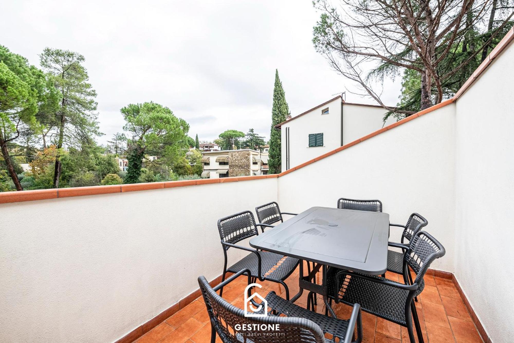 Luxury Con Doppia Terrazza E Posto Auto * Florenz